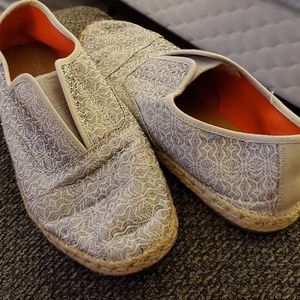 Silver/gray Toms womens slip-on, 6.5, gently used